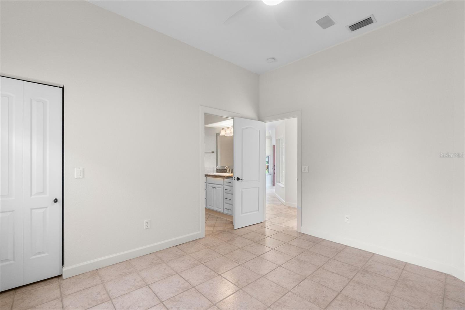 PRESERVE AT MISTY CREEK - Residential Lease