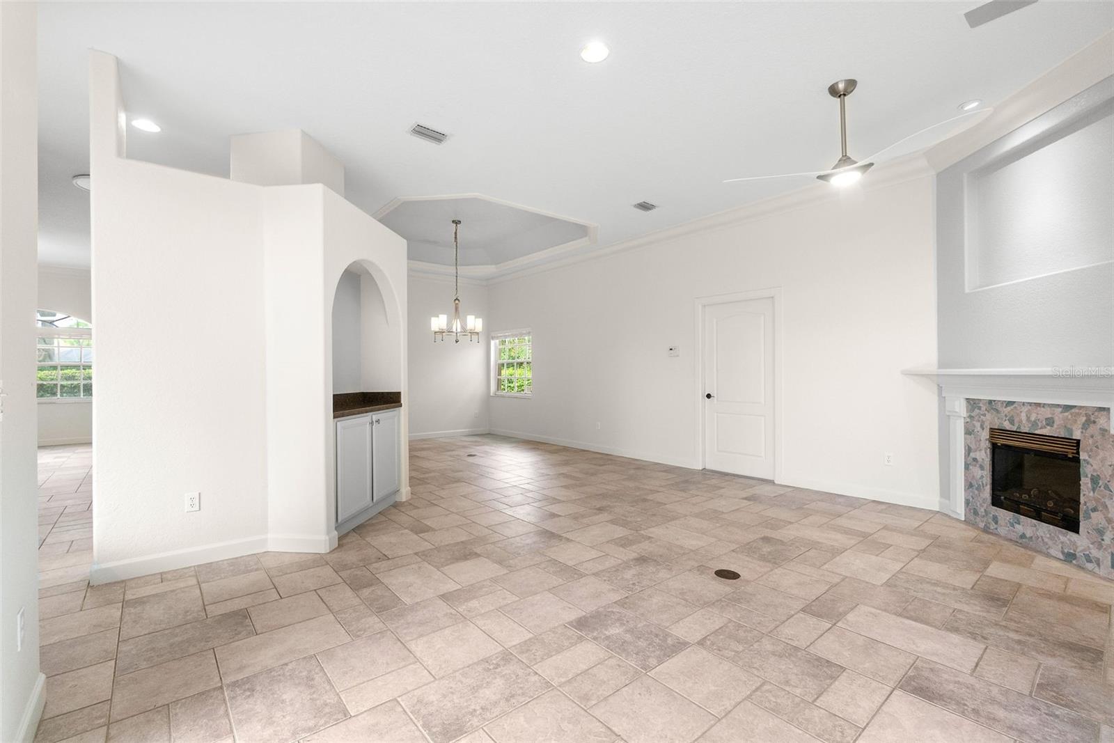 PRESERVE AT MISTY CREEK - Residential Lease