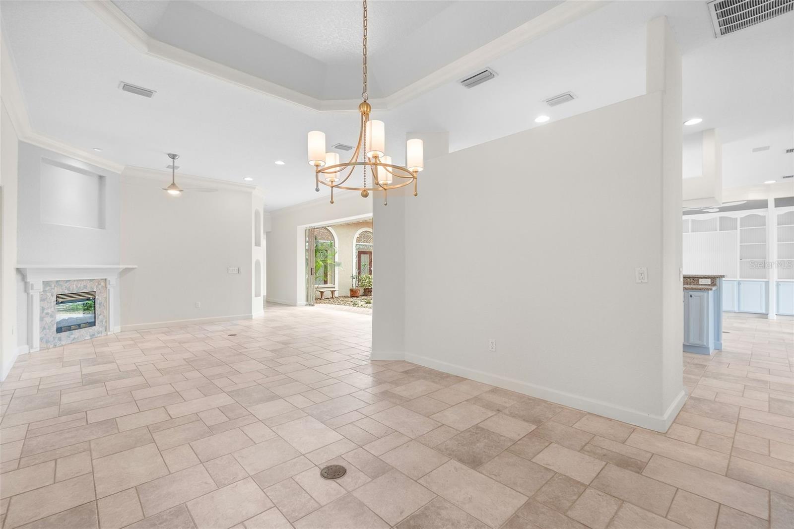 PRESERVE AT MISTY CREEK - Residential Lease
