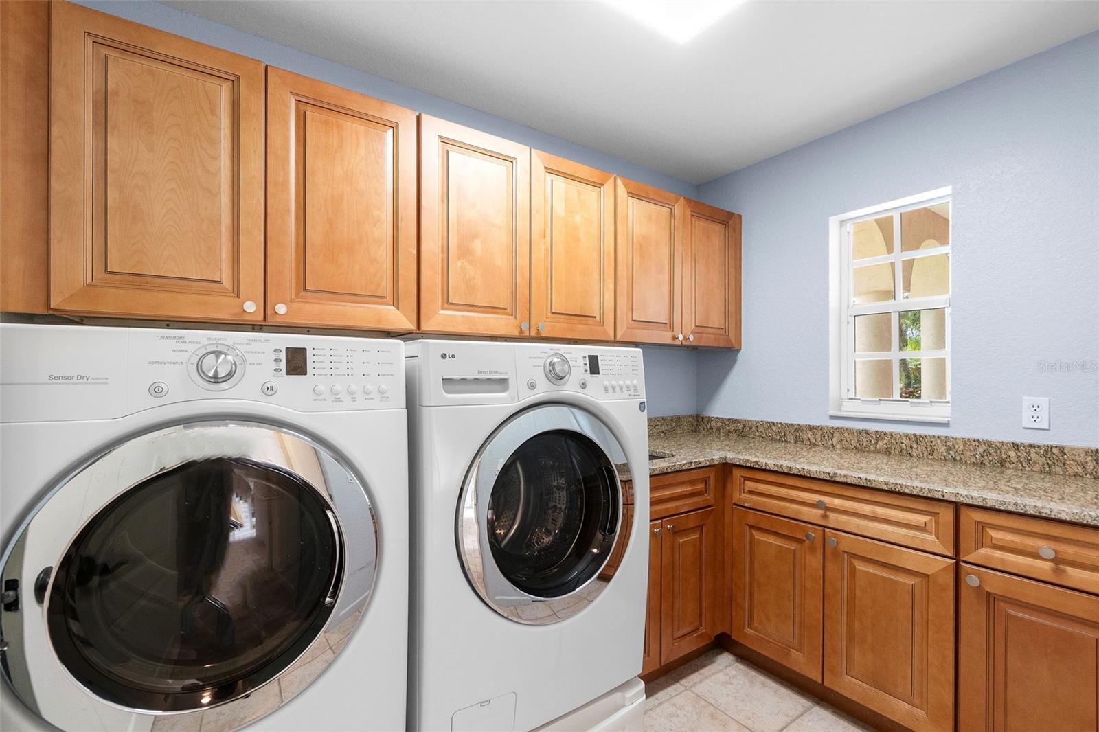 PRESERVE AT MISTY CREEK - Residential Lease