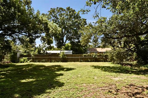 A home in APOPKA