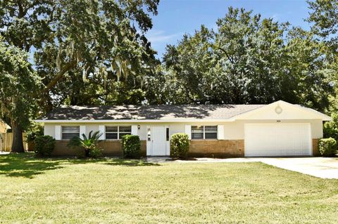 A home in APOPKA