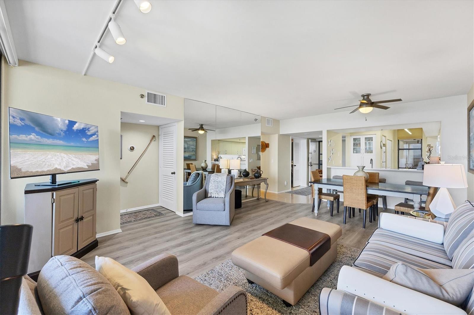 FAIRWAY BAY - Residential Lease