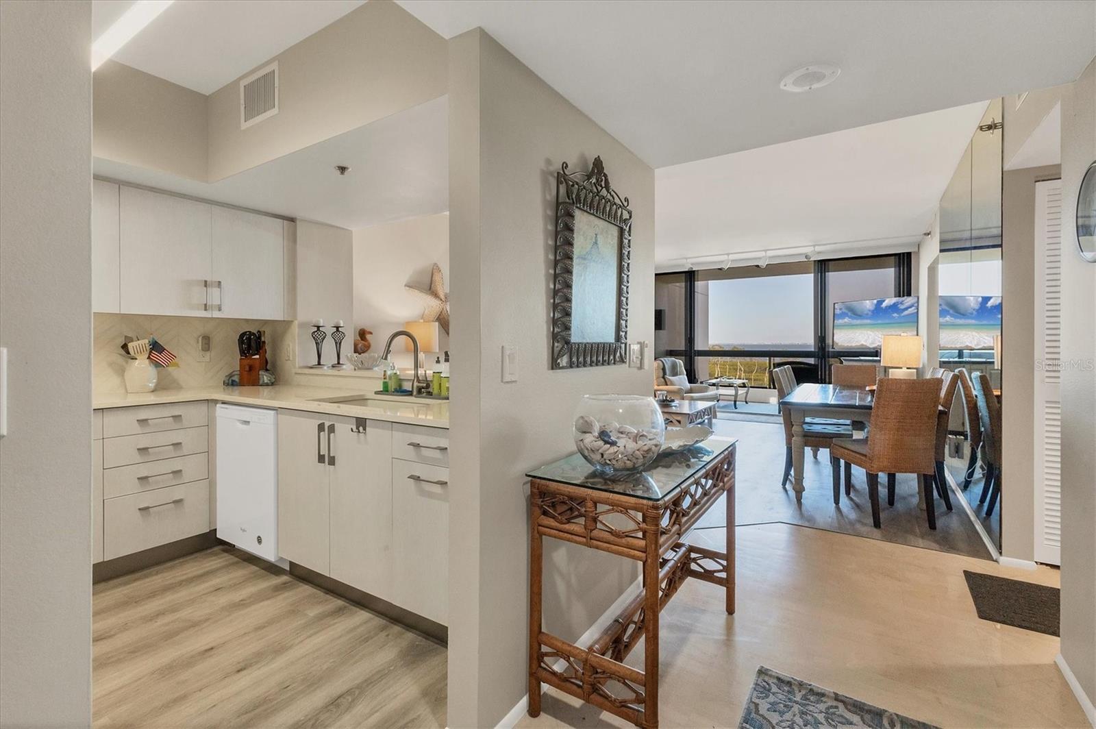 FAIRWAY BAY - Residential Lease