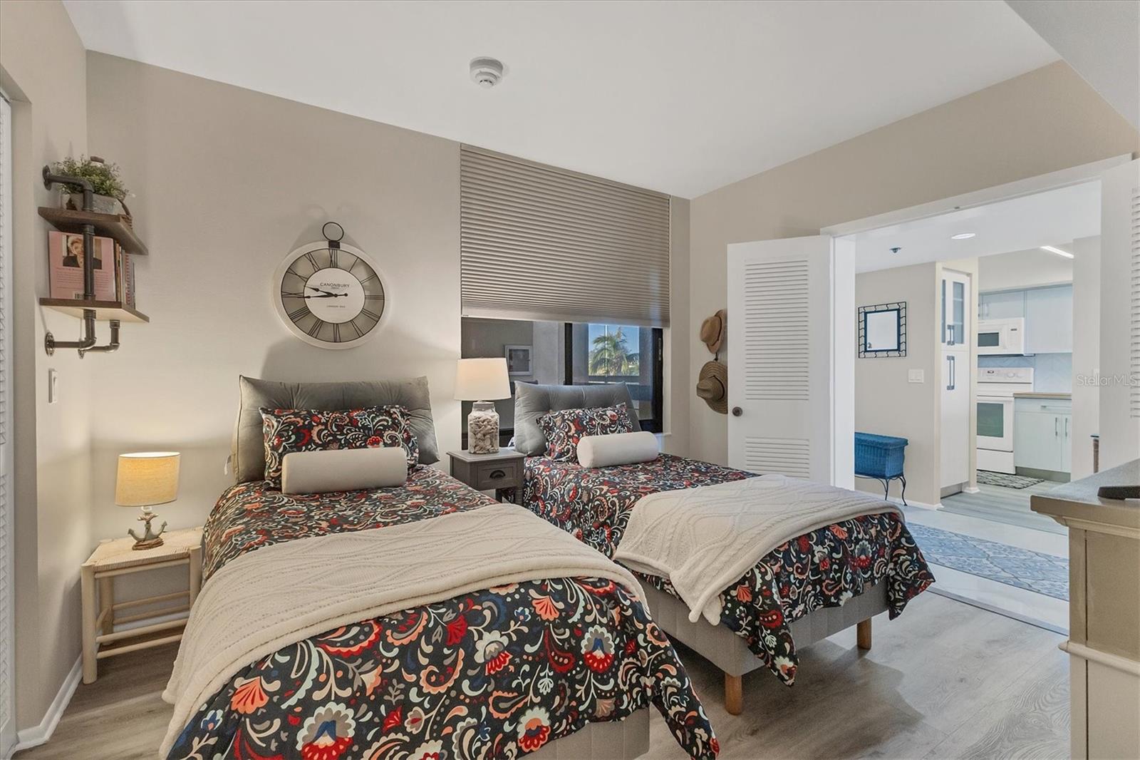 FAIRWAY BAY - Residential Lease