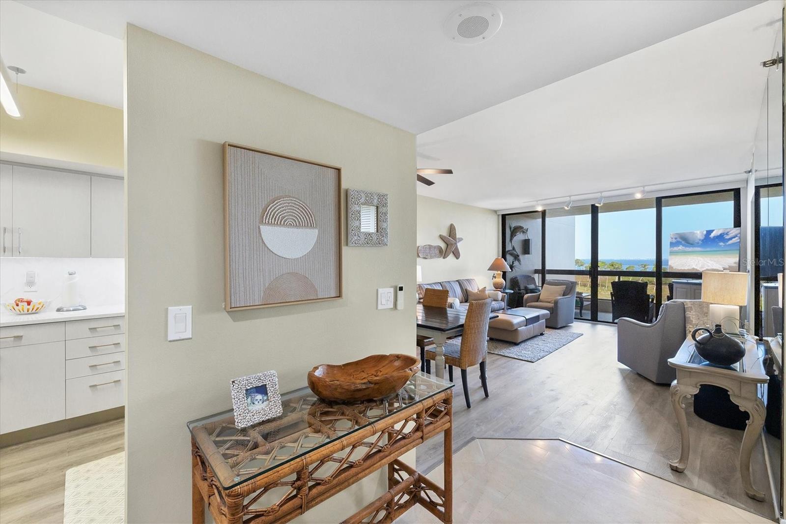 FAIRWAY BAY - Residential Lease