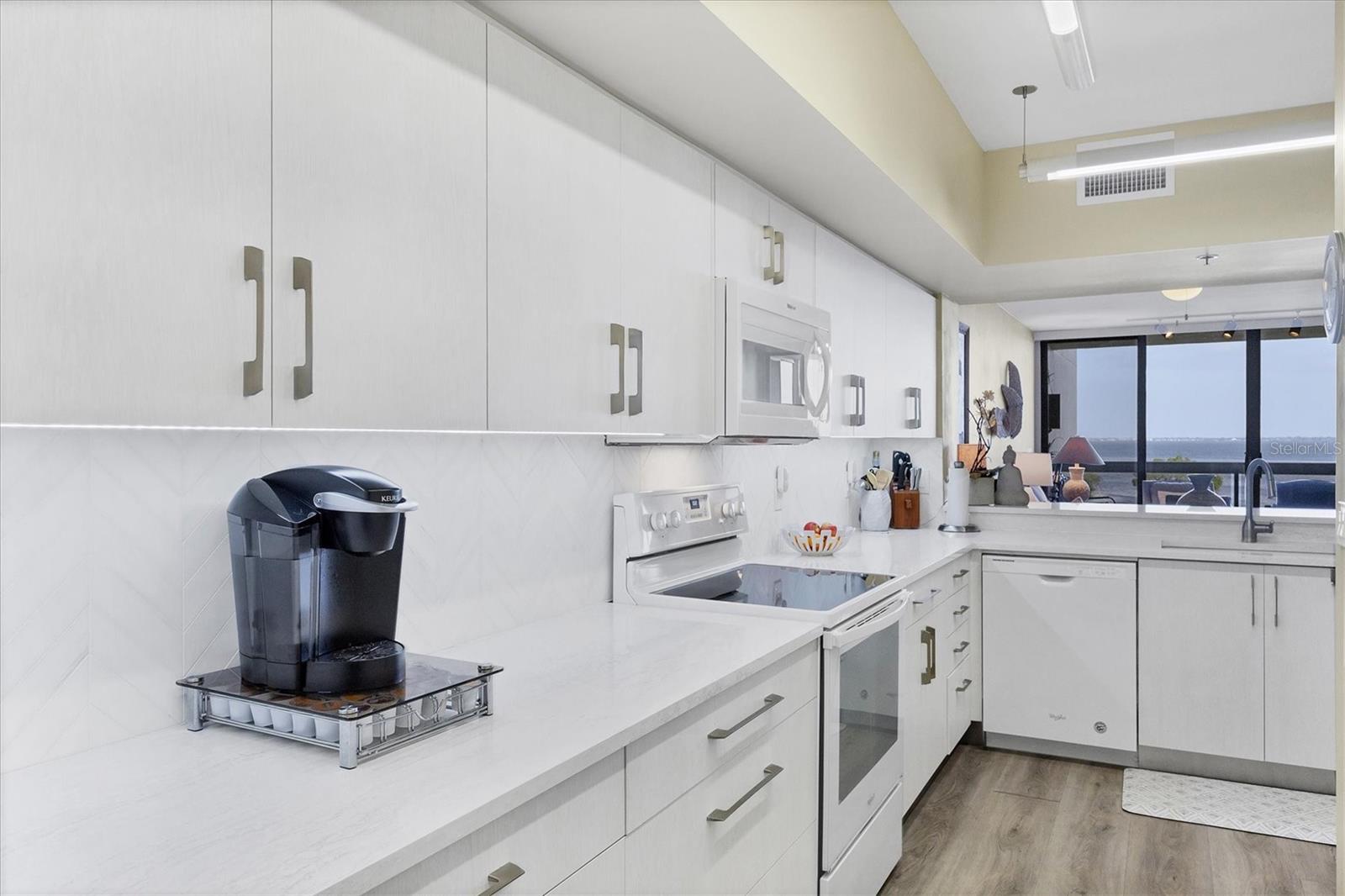 FAIRWAY BAY - Residential Lease