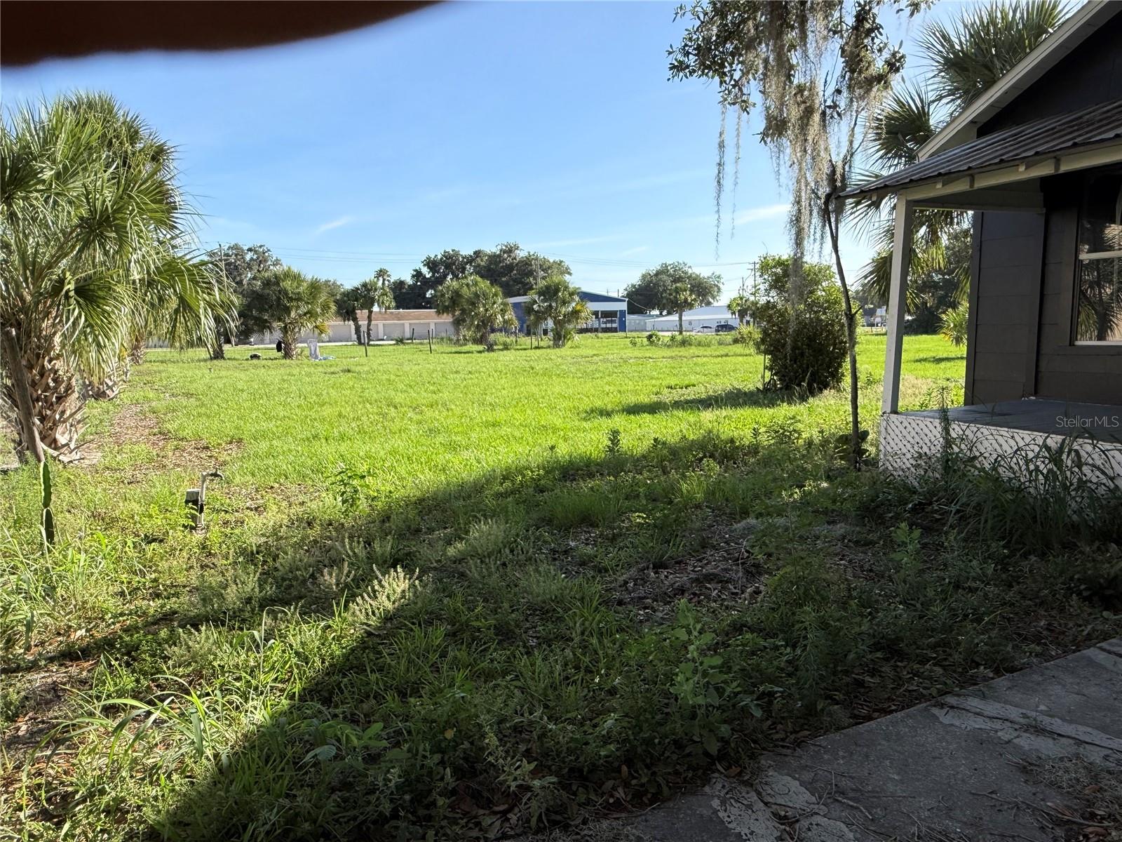 1015 MAKOWSKI ROAD
