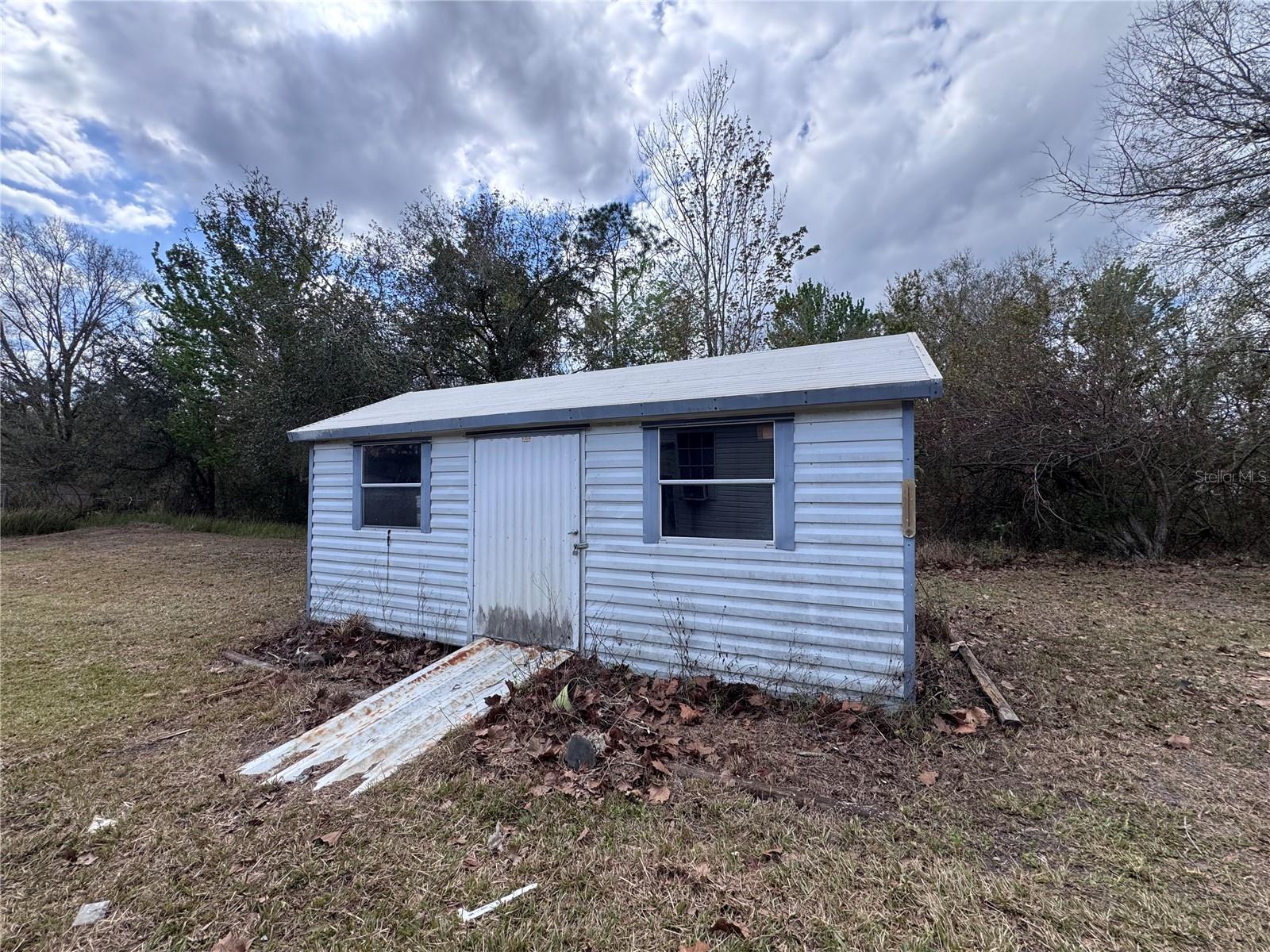 HERNDON WOODS - Residential