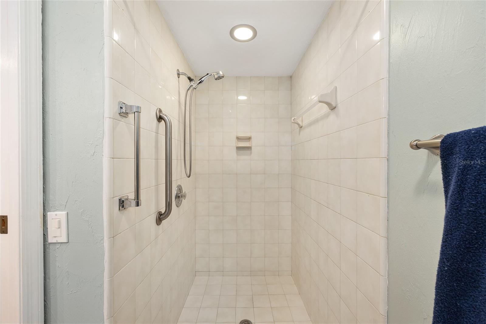 WOOD CREEK VILLAGE - Residential