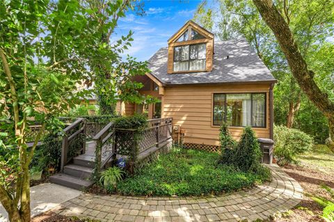 Photo of 1621 NE 2nd Street #201, Ocala, FL 34470 (MLS # OM710443)