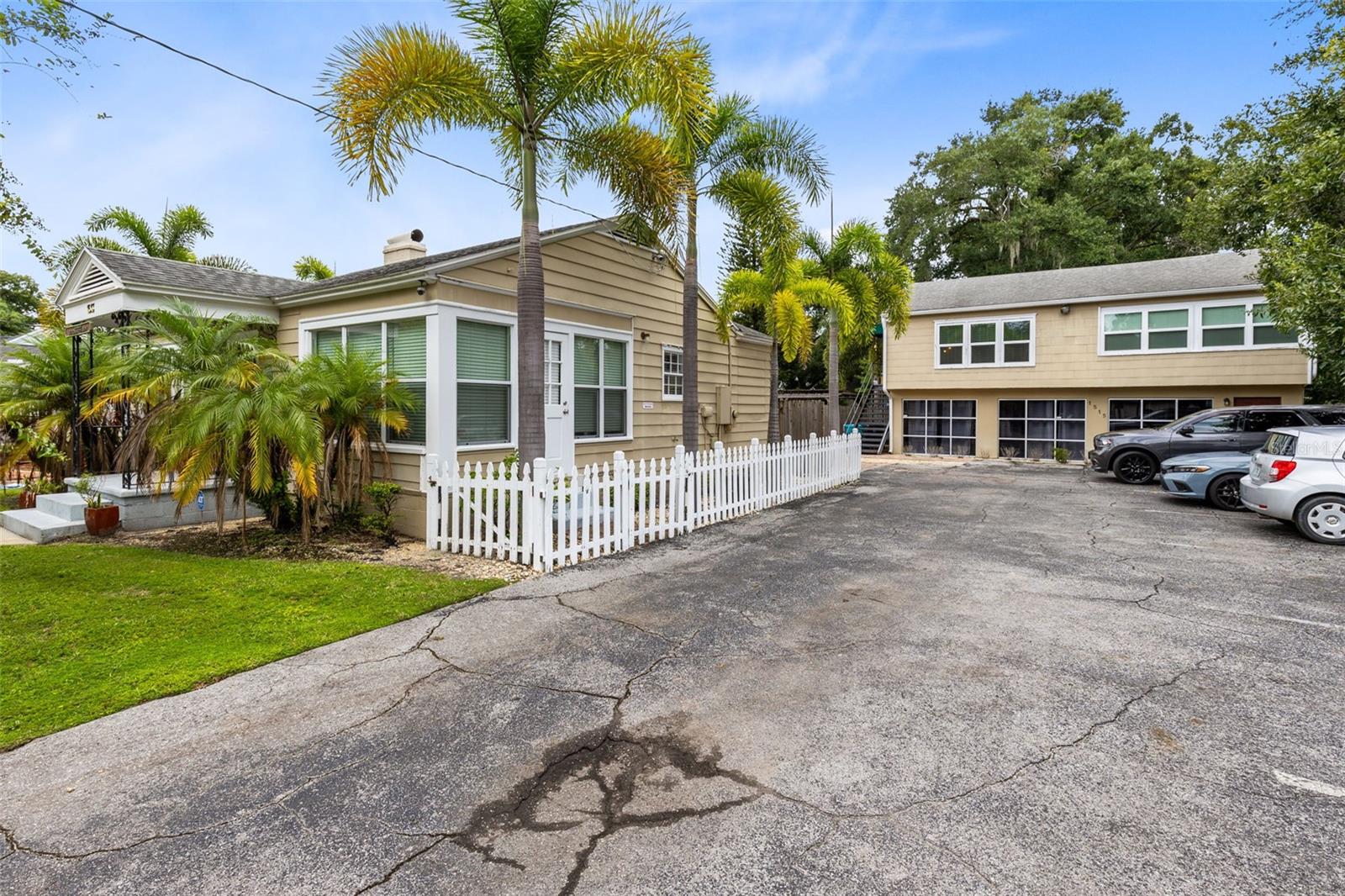 1513 & 1515 E LIVINGSTON STREET B