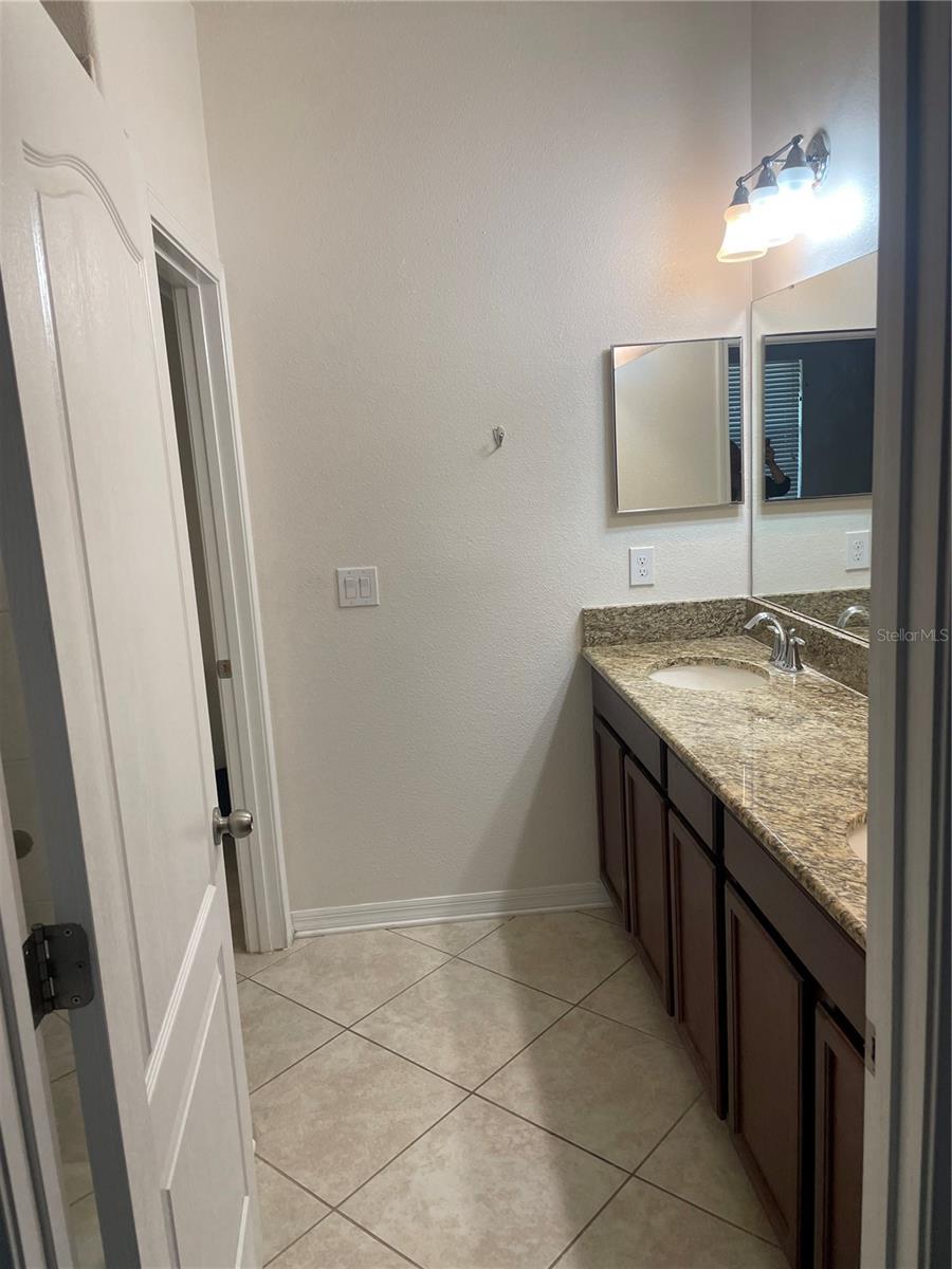 WINDERMERE SOUND PH 2 - Residential Lease