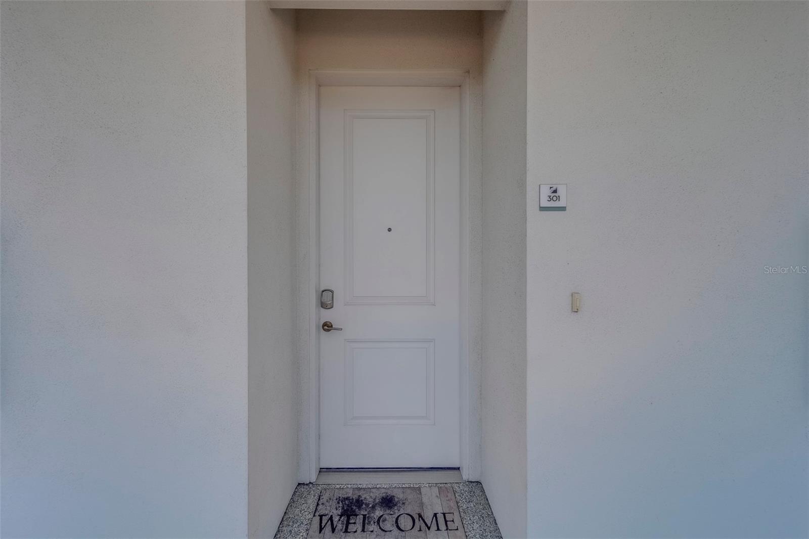 RESIDENCES AT TOWN CENTER CONDO - Residential Lease