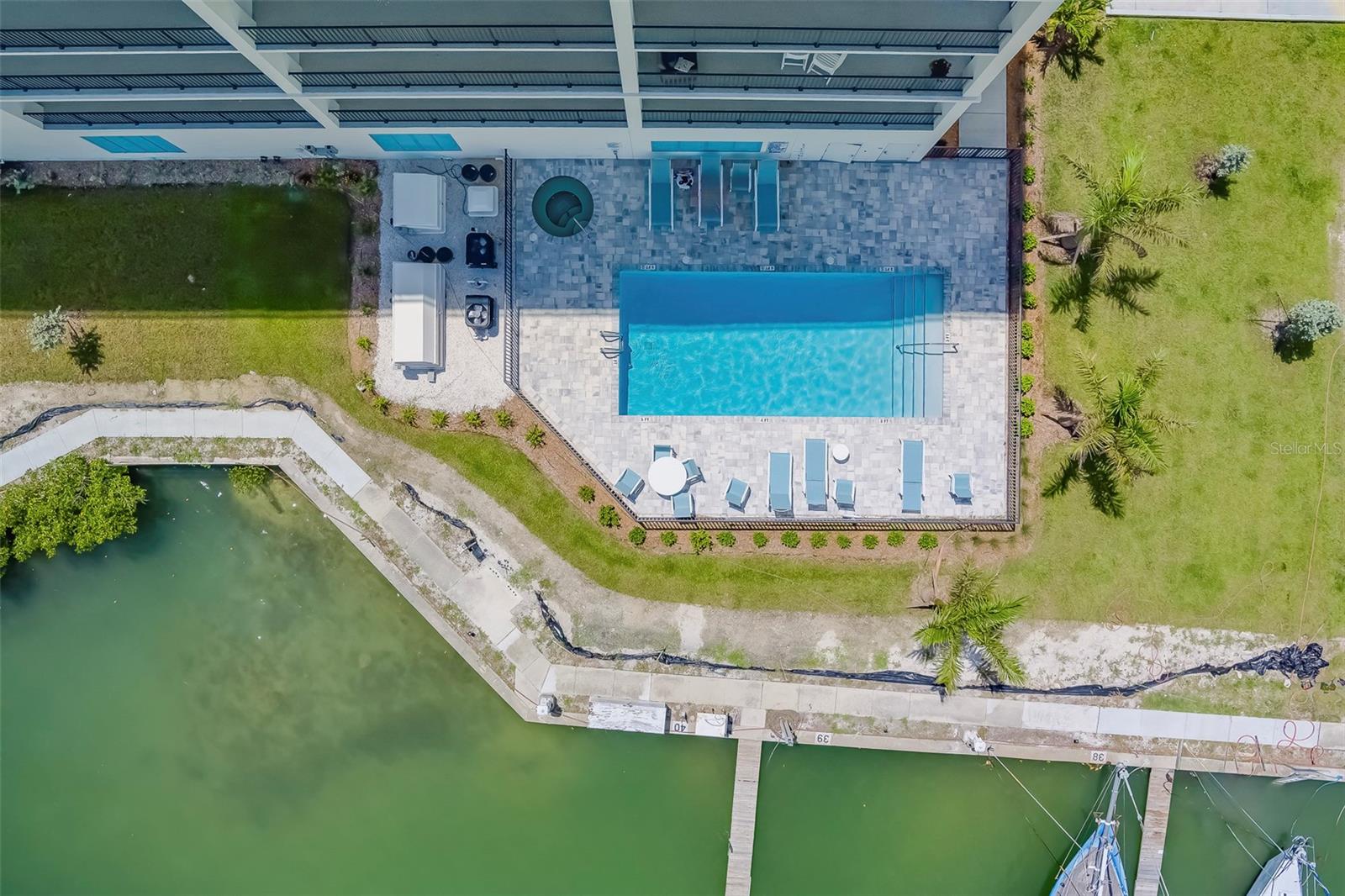 RESIDENCES AT TOWN CENTER CONDO - Residential Lease