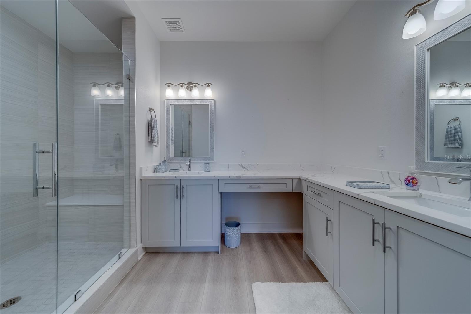 RESIDENCES AT TOWN CENTER CONDO - Residential Lease