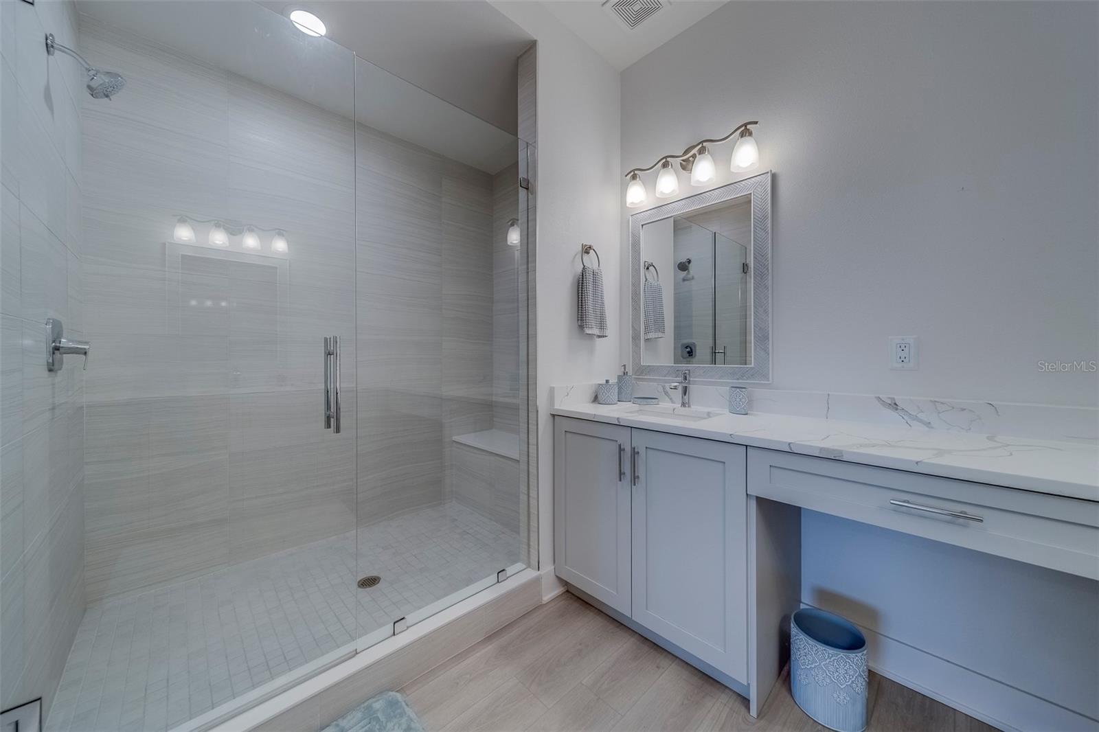 RESIDENCES AT TOWN CENTER CONDO - Residential Lease