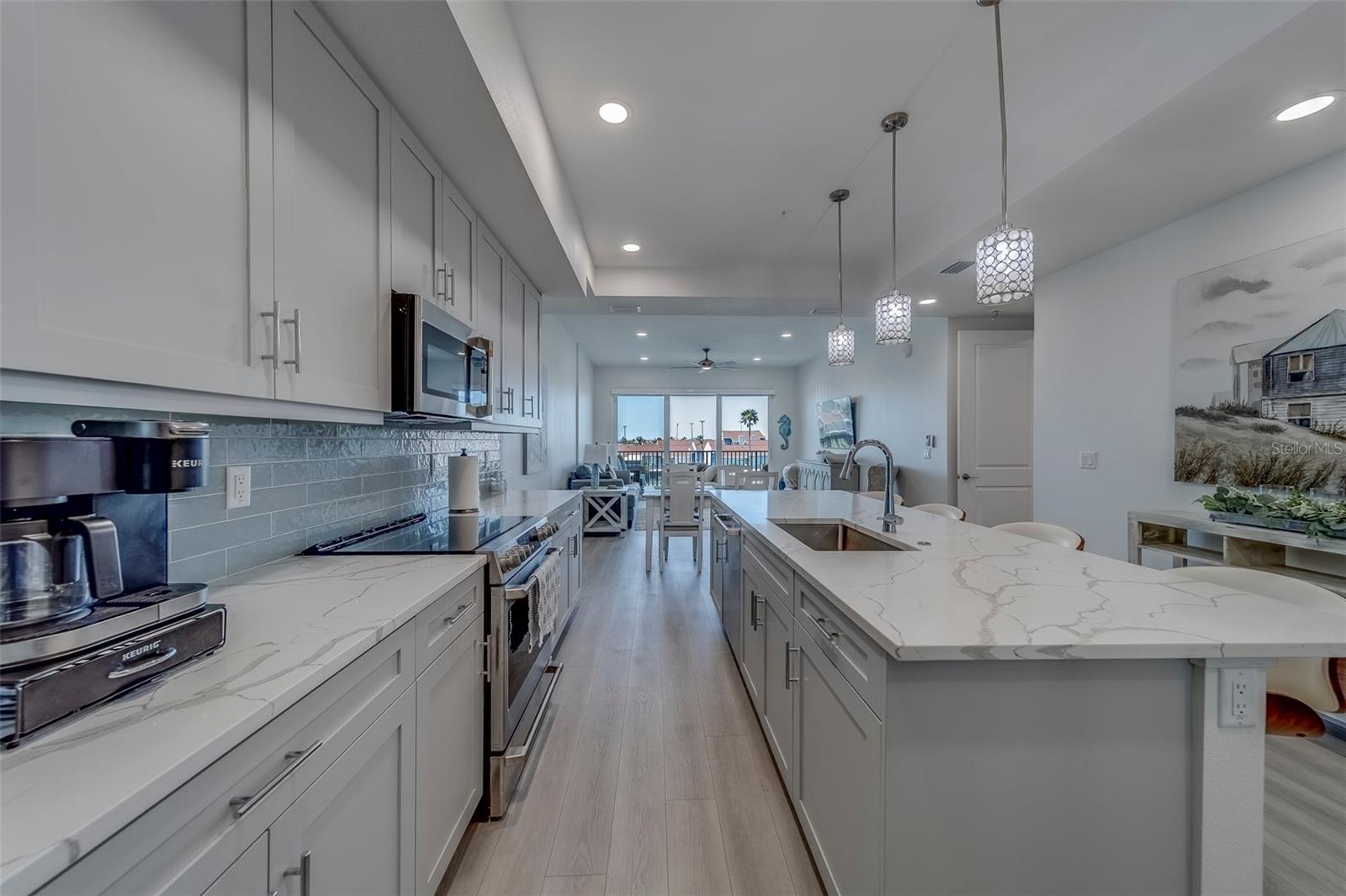 RESIDENCES AT TOWN CENTER CONDO - Residential Lease