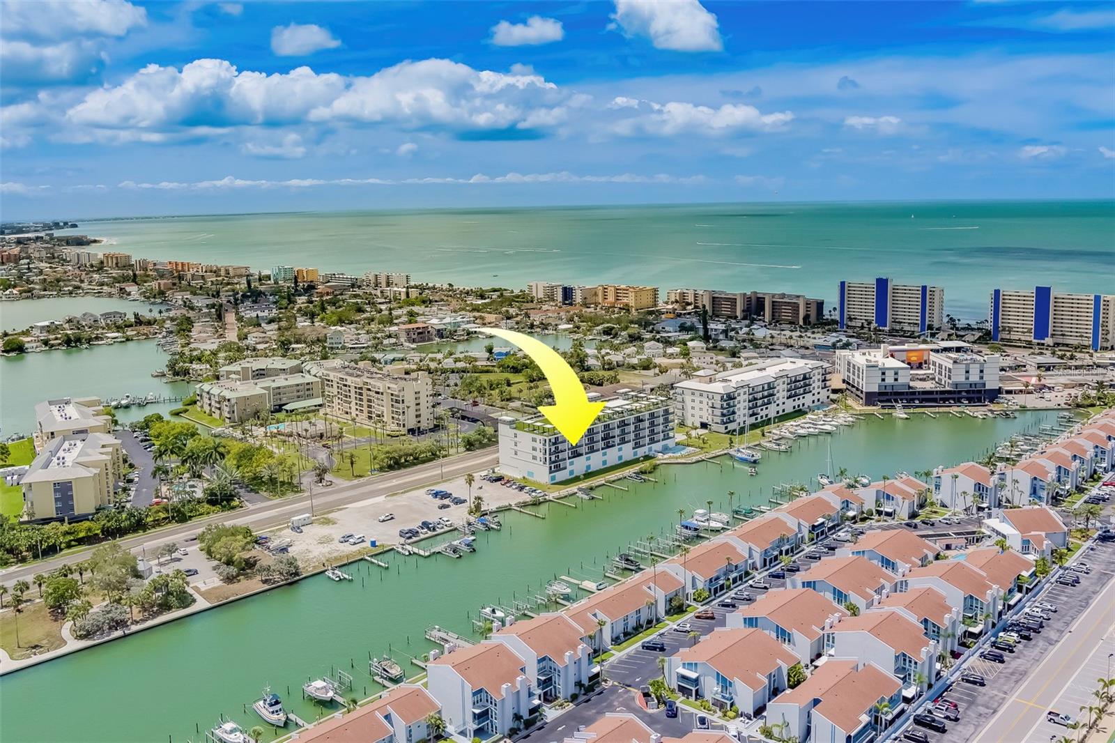 RESIDENCES AT TOWN CENTER CONDO - Residential Lease