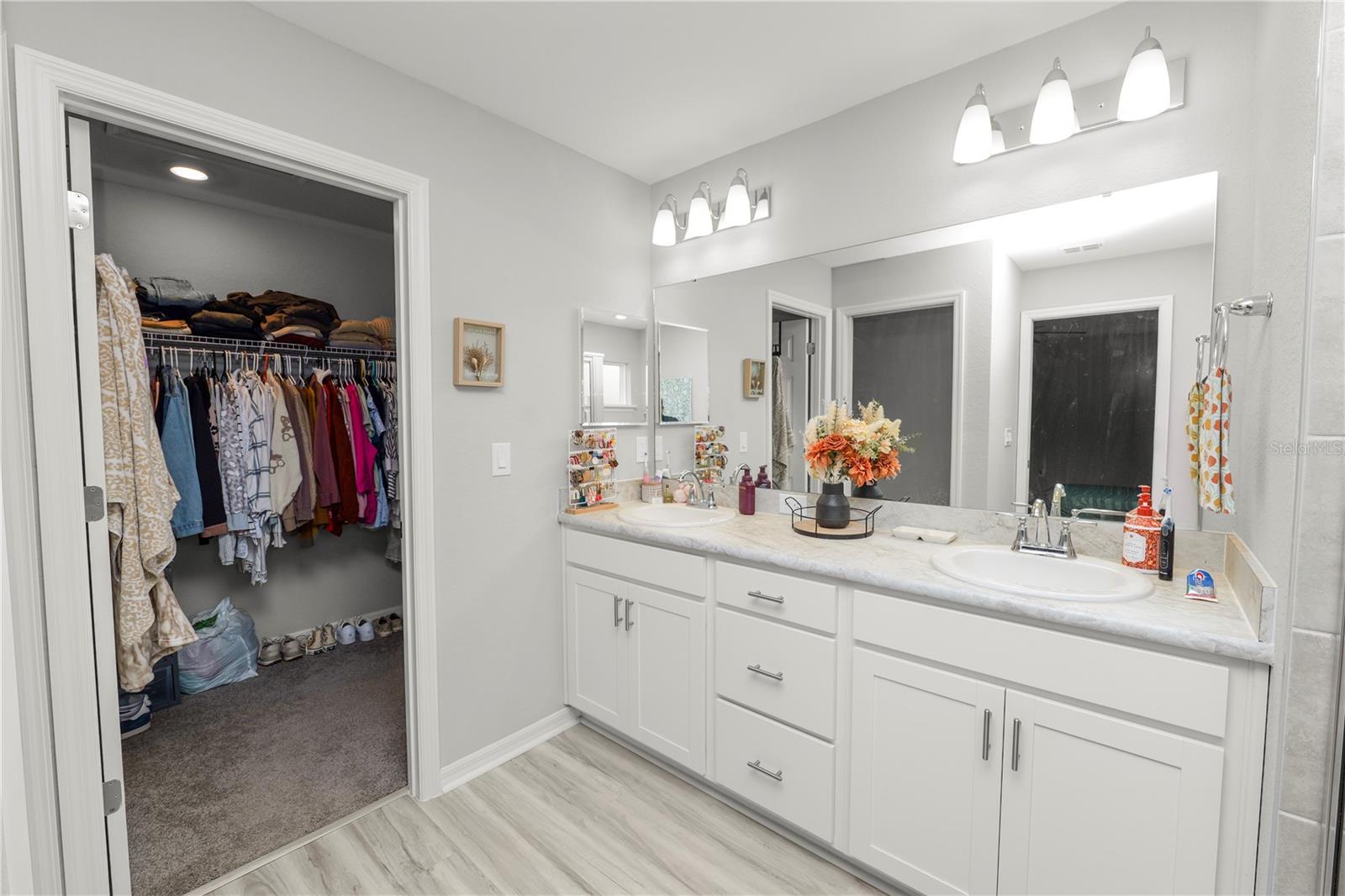 BRIDGEPORT LAKES PH 3 - Residential