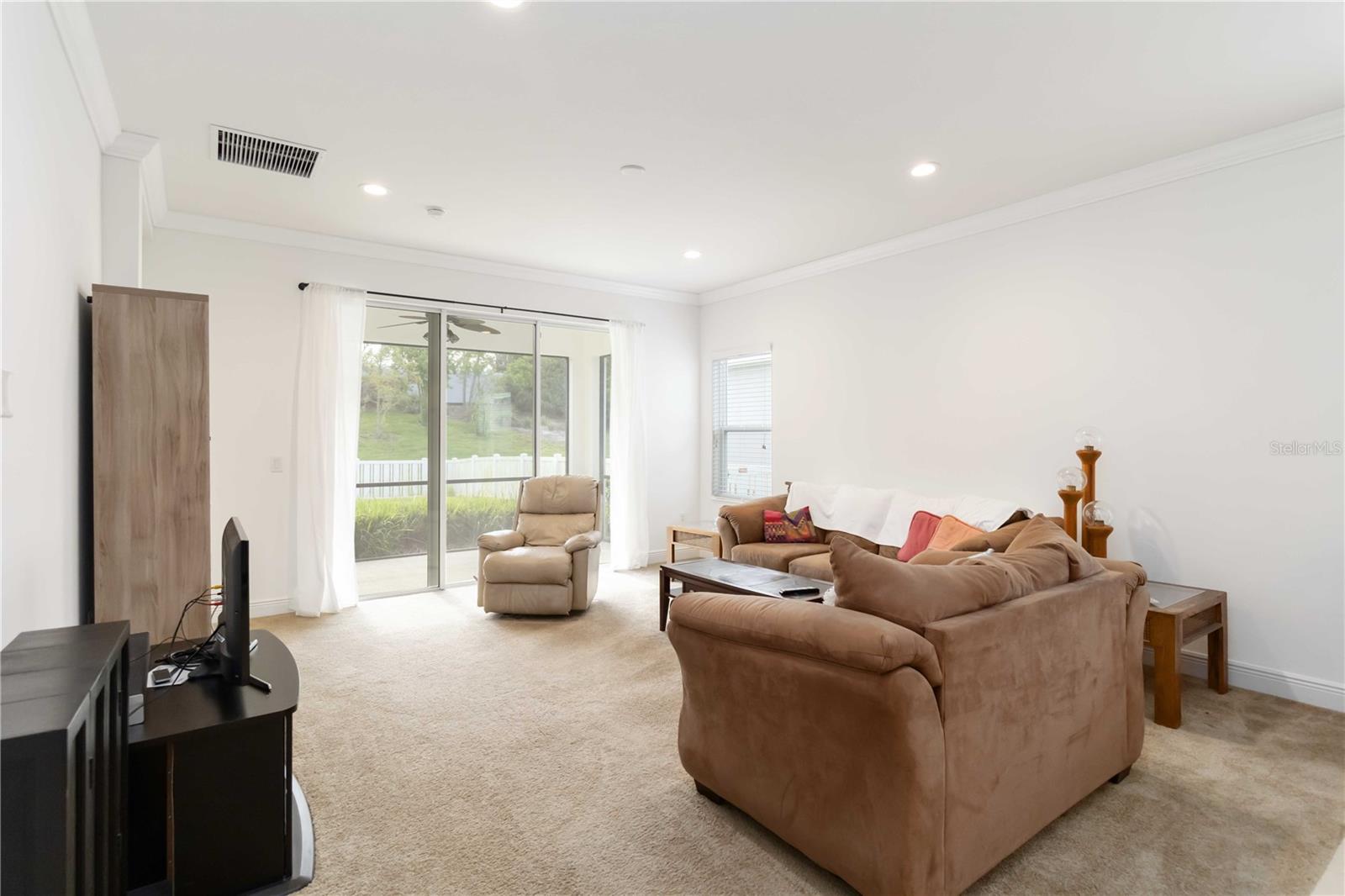 7526 RIDGELAKE CIRCLE