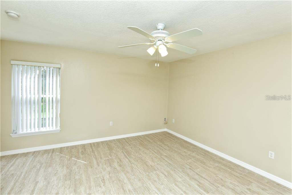 GRAND PALMS CONDO 4 PH 4 - Residential