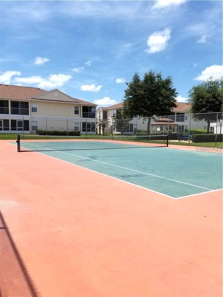 GRAND PALMS CONDO 4 PH 4 - Residential