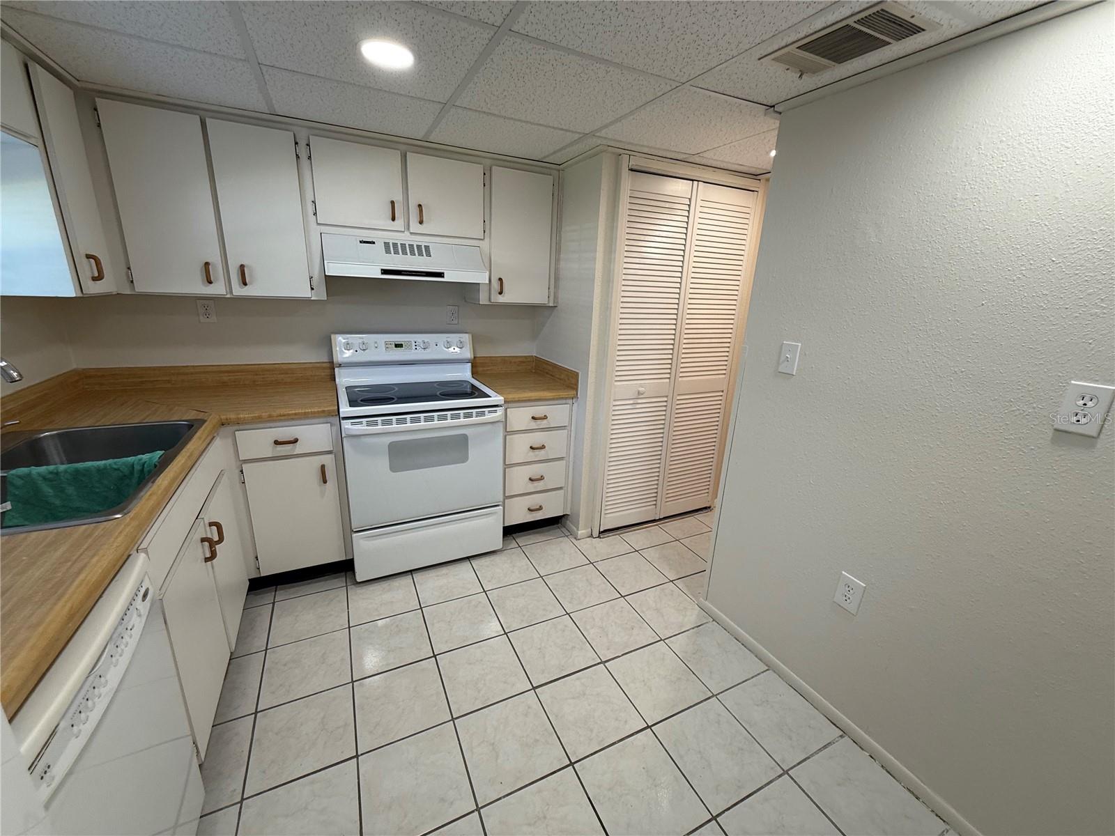 RUSSELLWOOD A CONDO - Residential