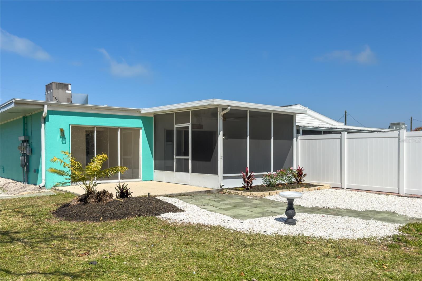 SEA SIDE GARDENS - Residential