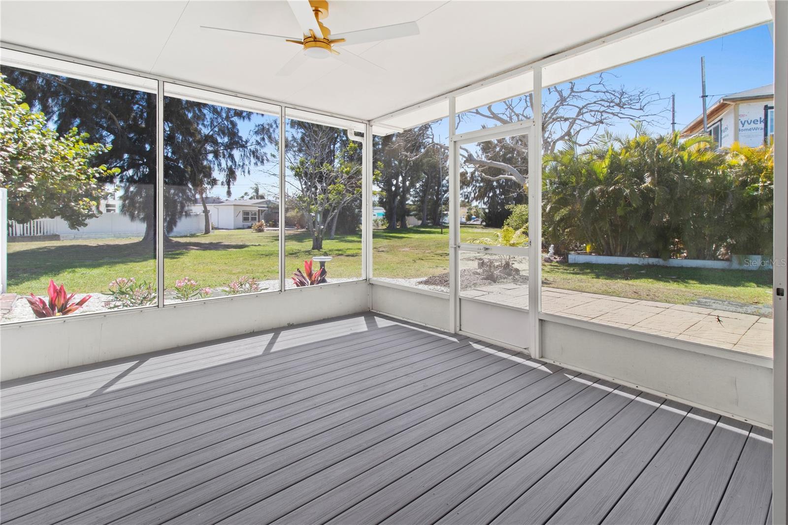 SEA SIDE GARDENS - Residential