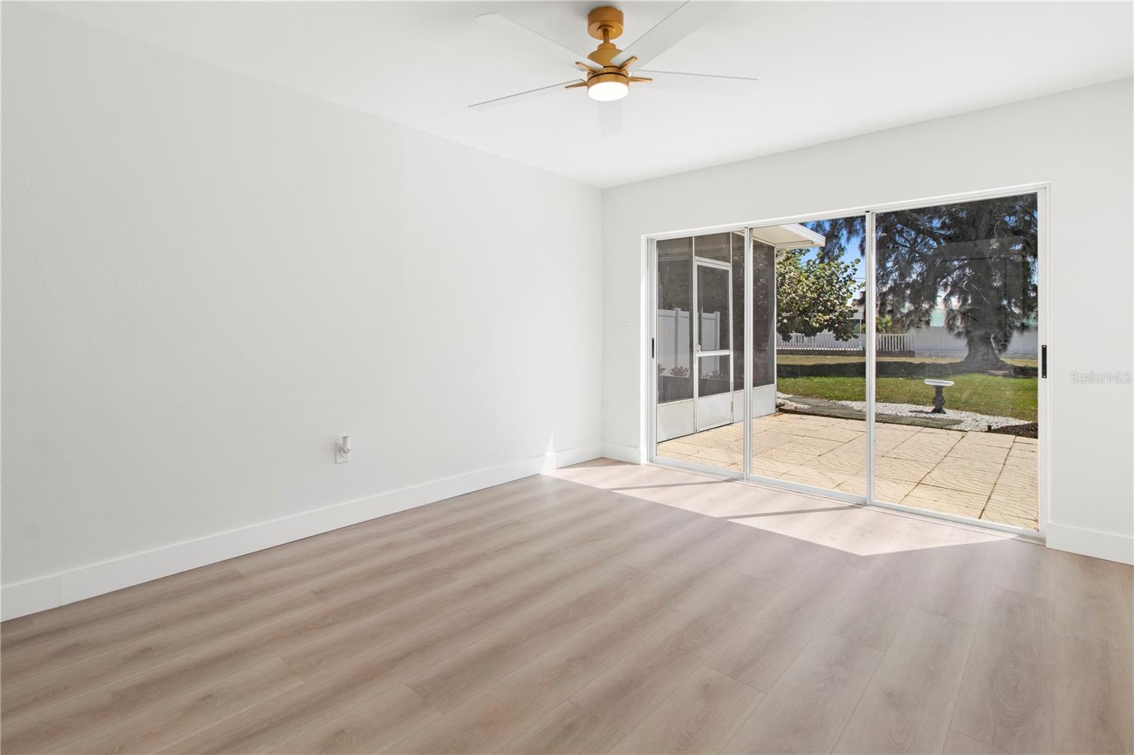 SEA SIDE GARDENS - Residential