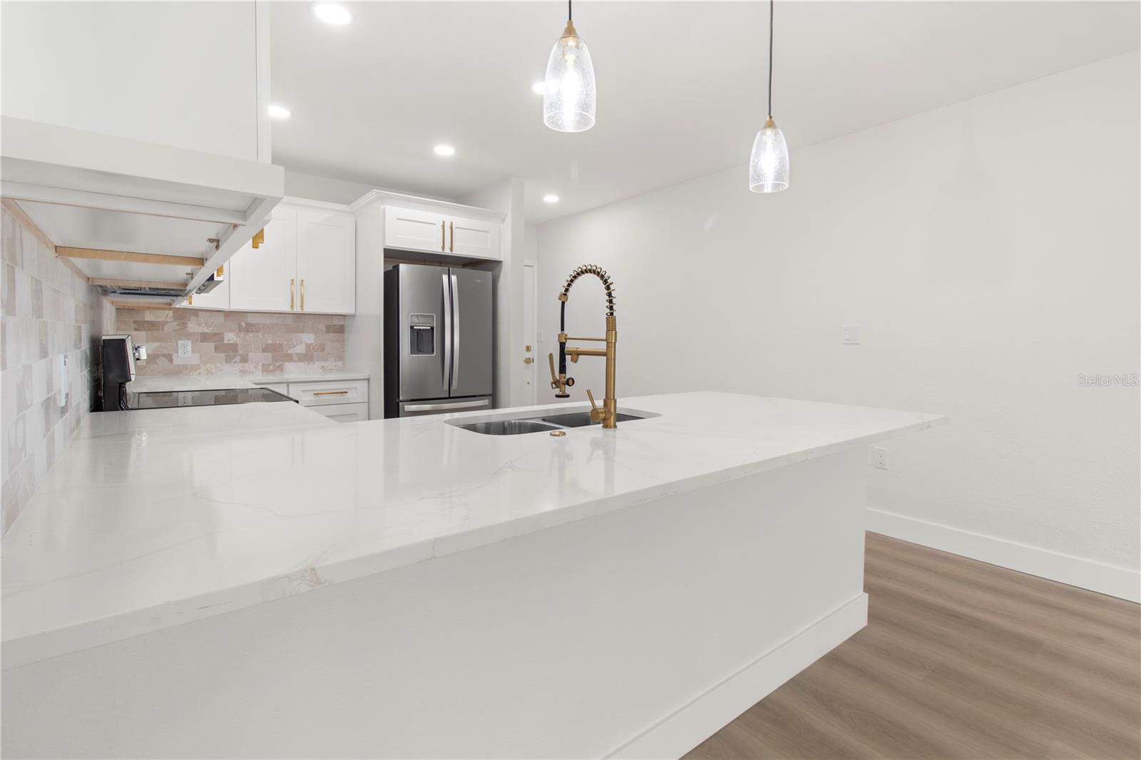 SEA SIDE GARDENS - Residential