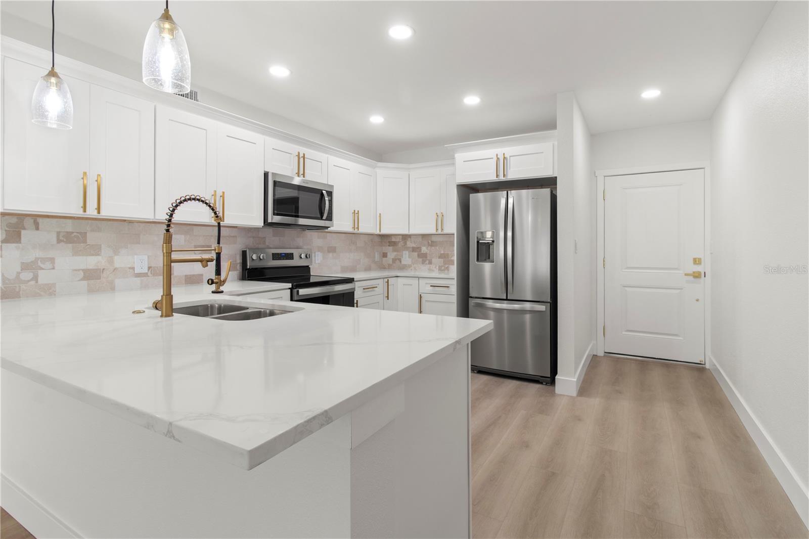 SEA SIDE GARDENS - Residential