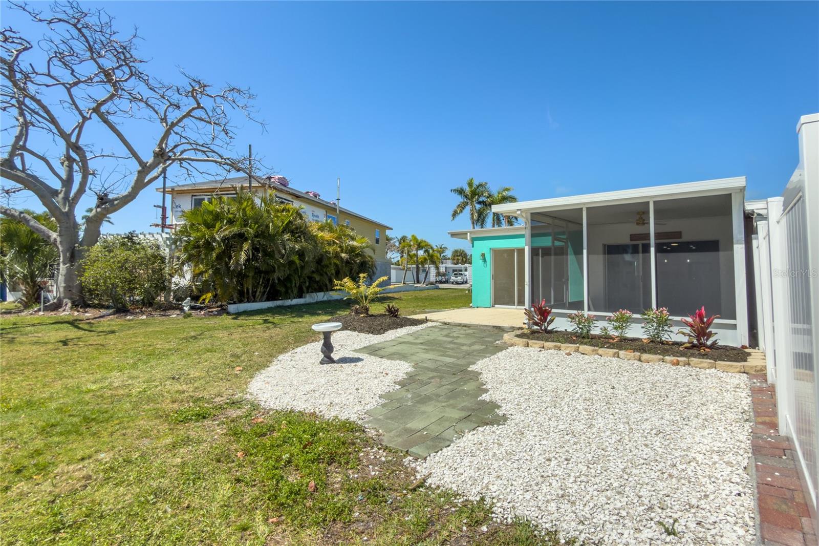 SEA SIDE GARDENS - Residential