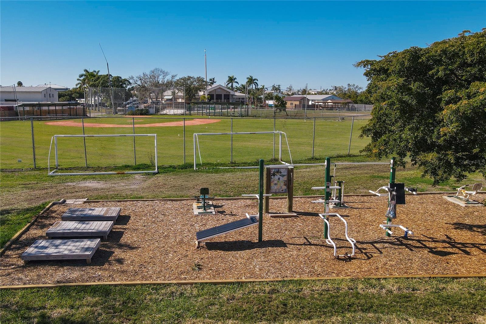 SEA SIDE GARDENS - Residential