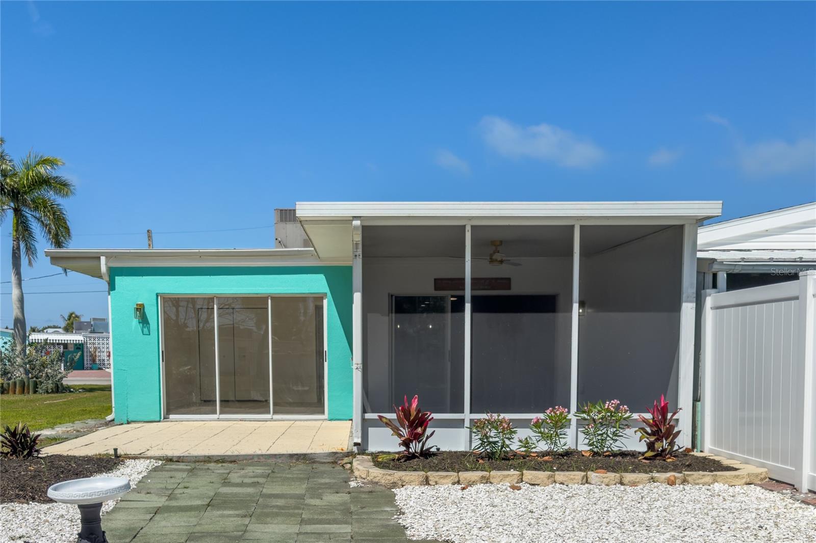 SEA SIDE GARDENS - Residential