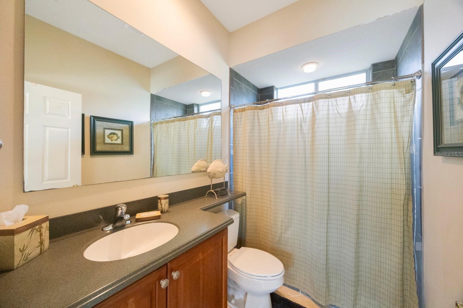 ASHLEY TRACE AT UNIVERSITY PLACE - Residential