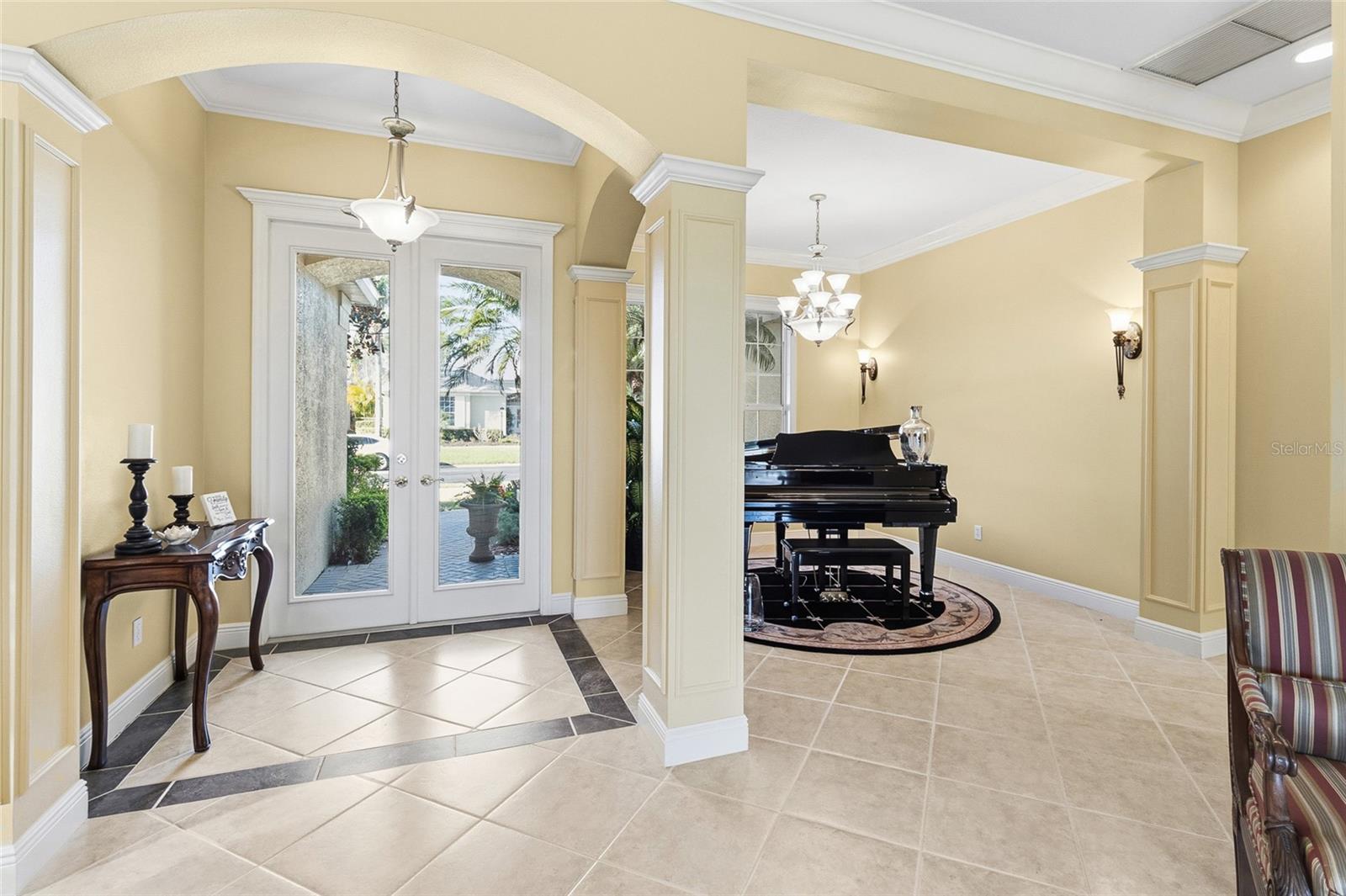 ASHLEY TRACE AT UNIVERSITY PLACE - Residential