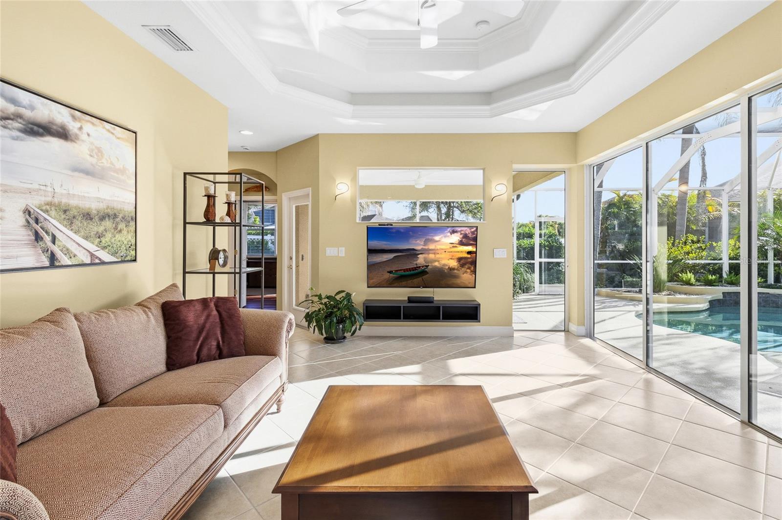 ASHLEY TRACE AT UNIVERSITY PLACE - Residential