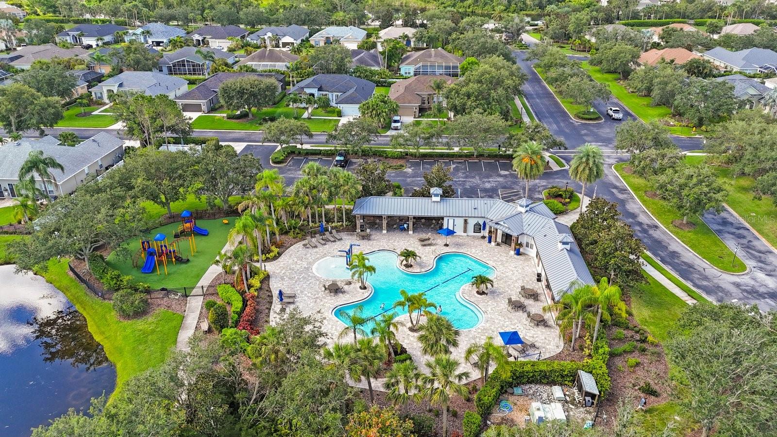 ASHLEY TRACE AT UNIVERSITY PLACE - Residential