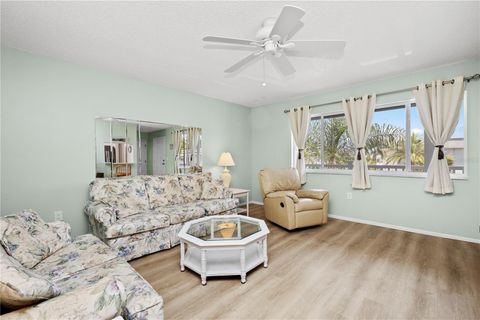 Condominium in PORT CHARLOTTE FL 22375 EDGEWATER DRIVE 6.jpg