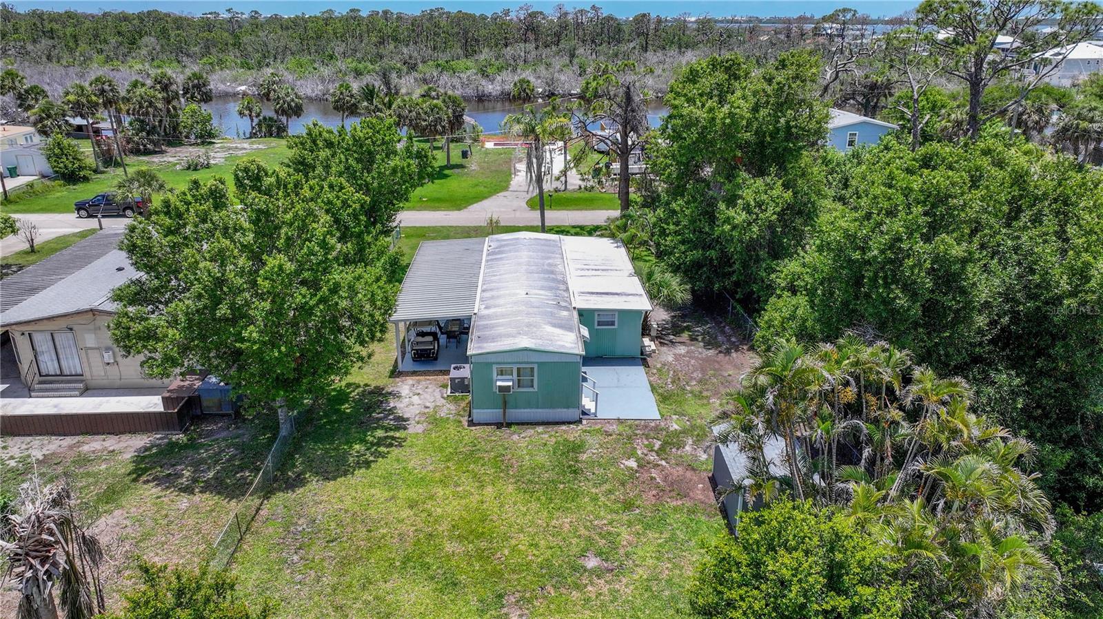 8224 PINETREE LANE