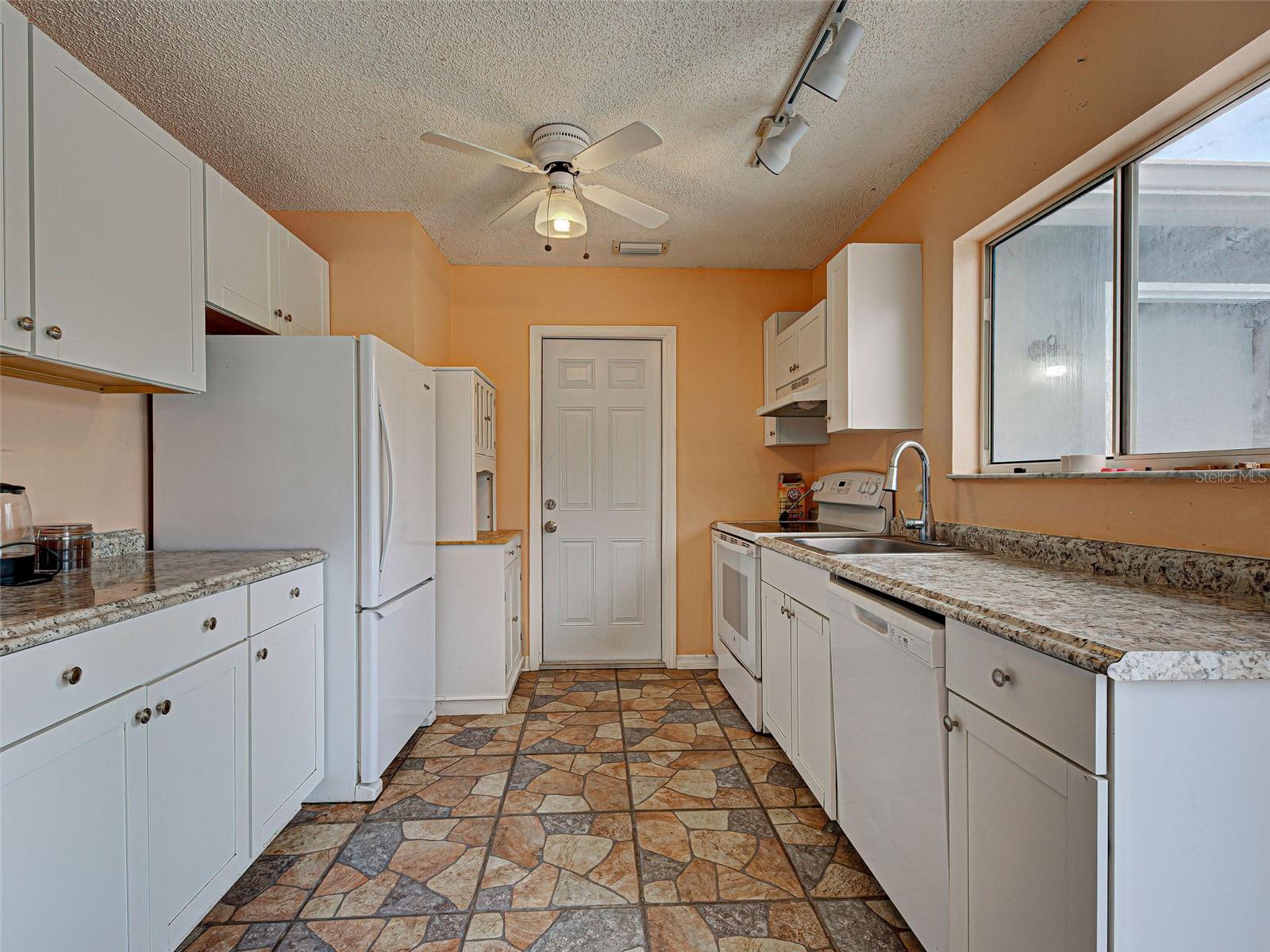 FORT CHARLOTTE SEC 66 - Residential