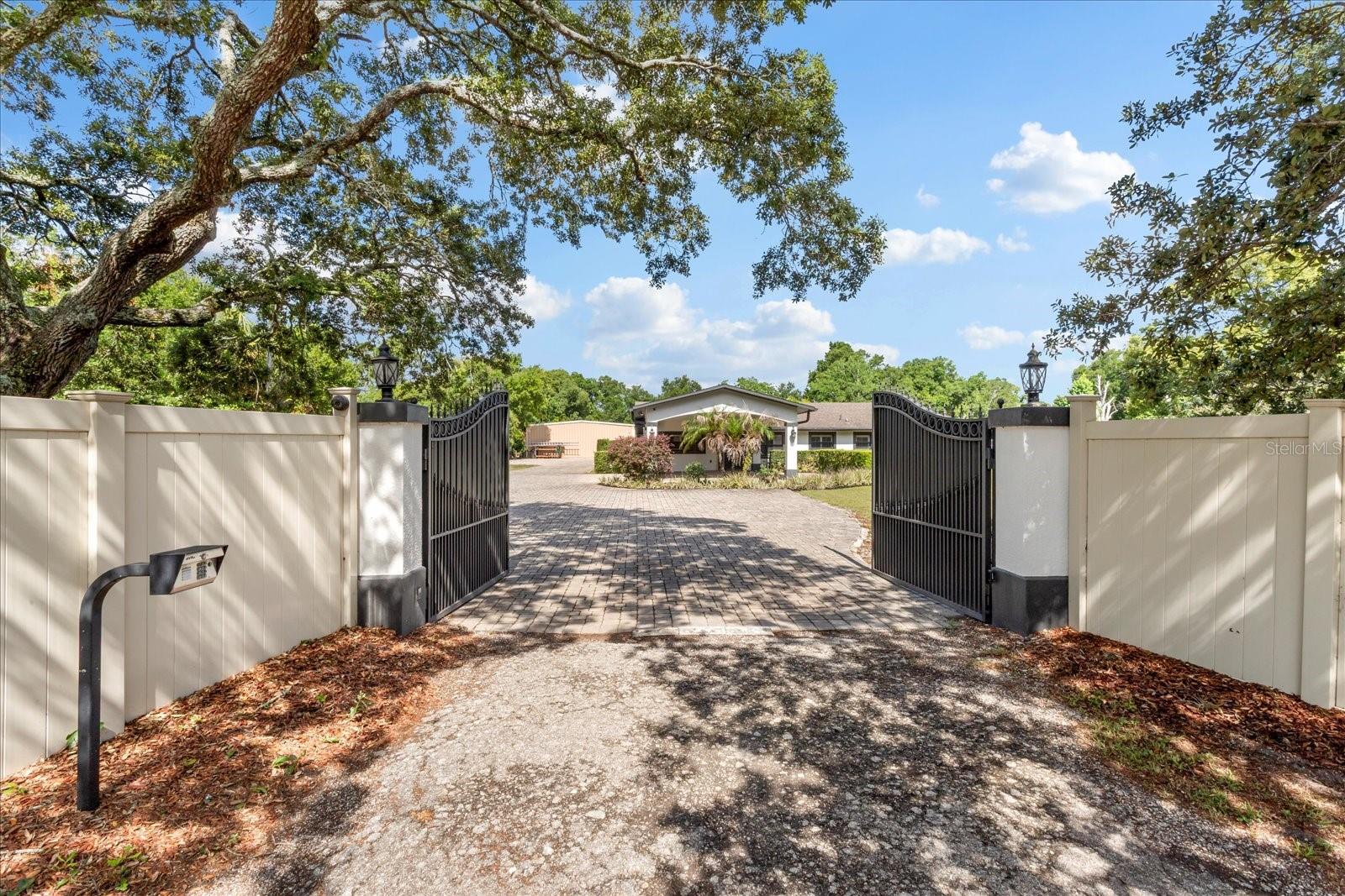 524 EDEN PARK