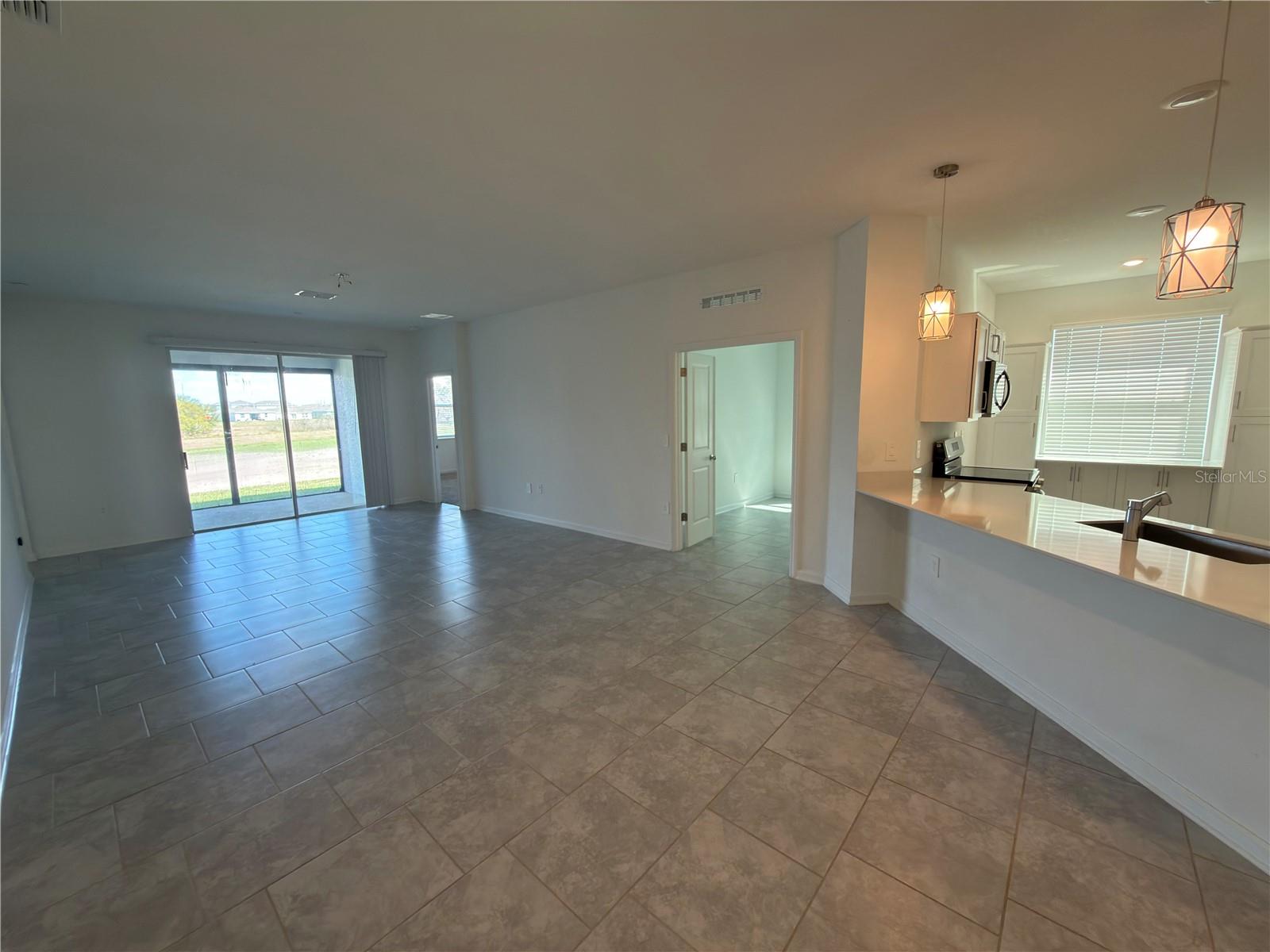 PEACE CRK RESERVE - Residential Lease