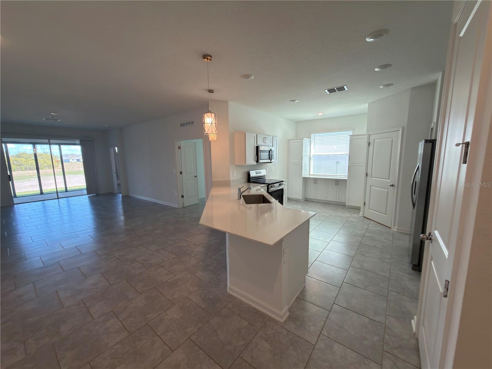 PEACE CRK RESERVE - Residential Lease