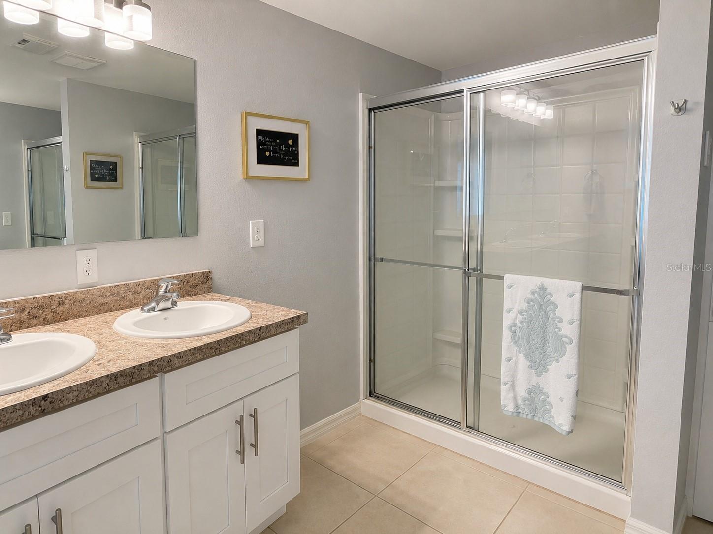 SABAL LAKES - Residential