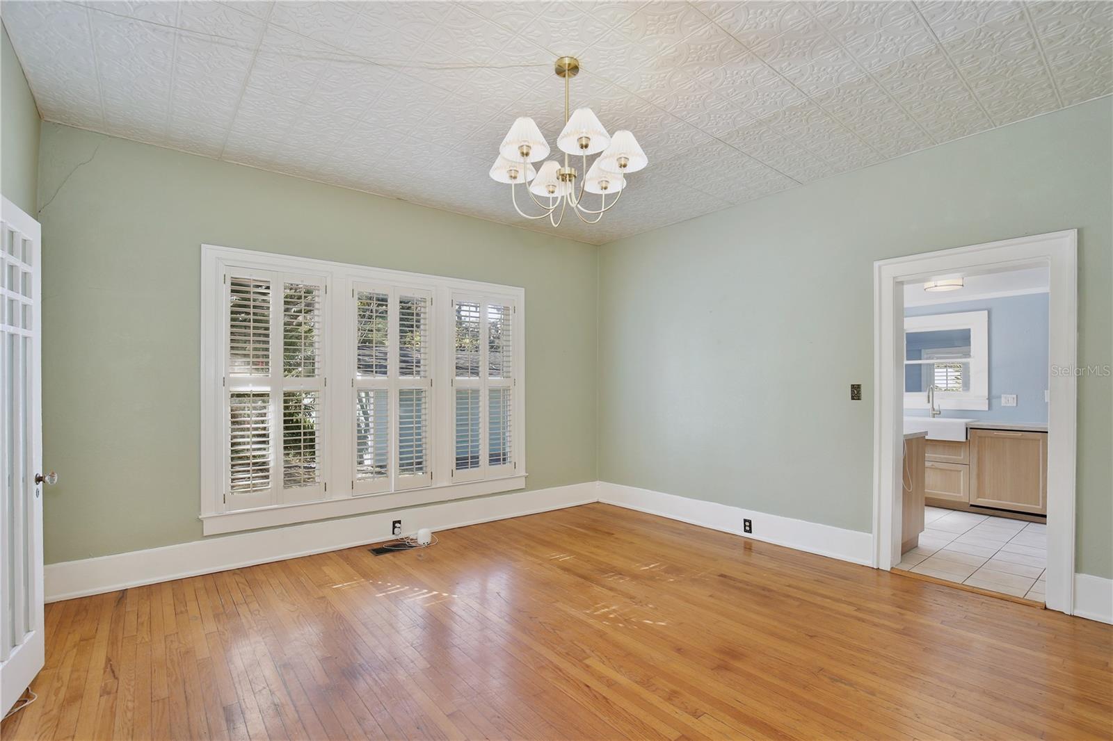 PINE HGTS - Residential