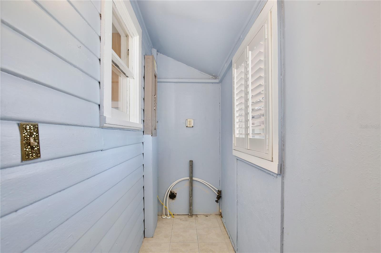 PINE HGTS - Residential