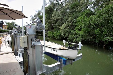 A home in LONGBOAT KEY